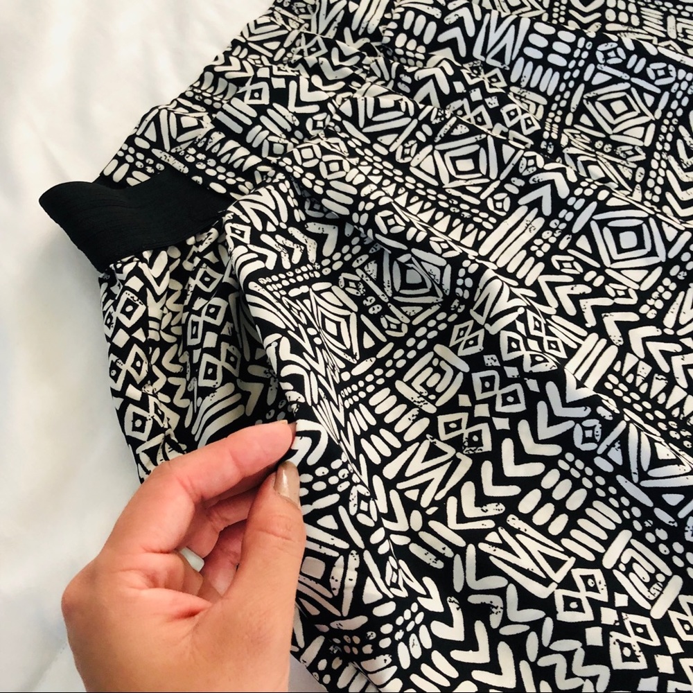 Pants - Picture 4 of 4